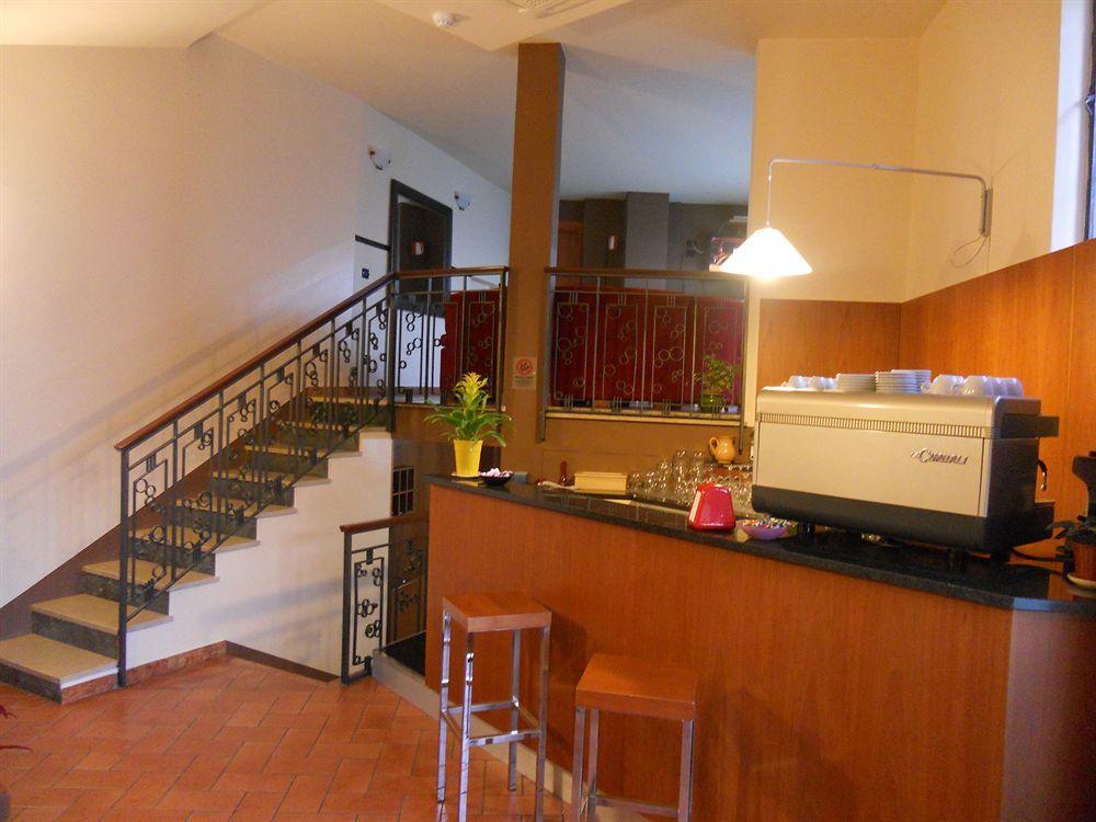 Hotel Vista Lago Brunate Luaran gambar