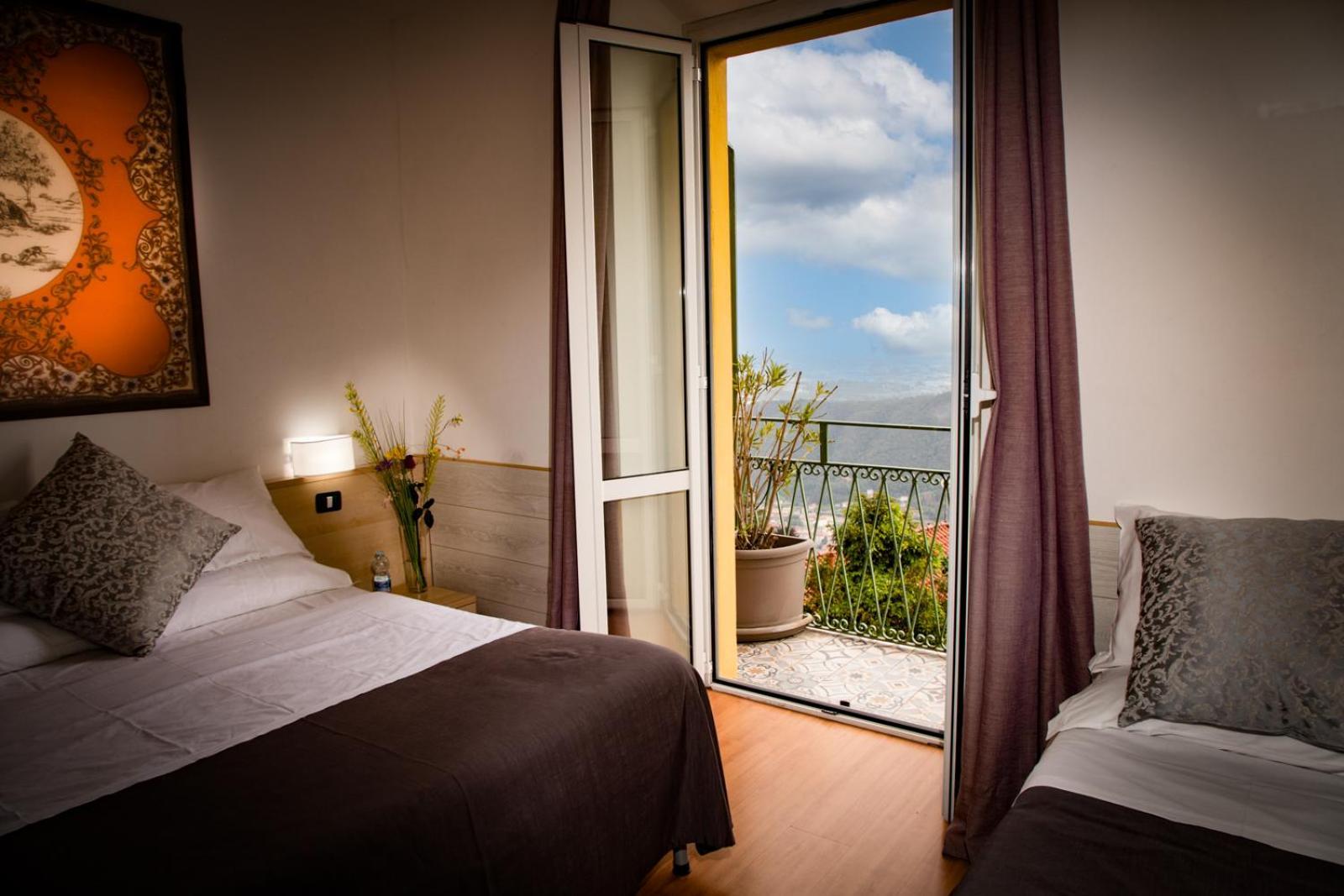 Hotel Vista Lago Brunate Luaran gambar