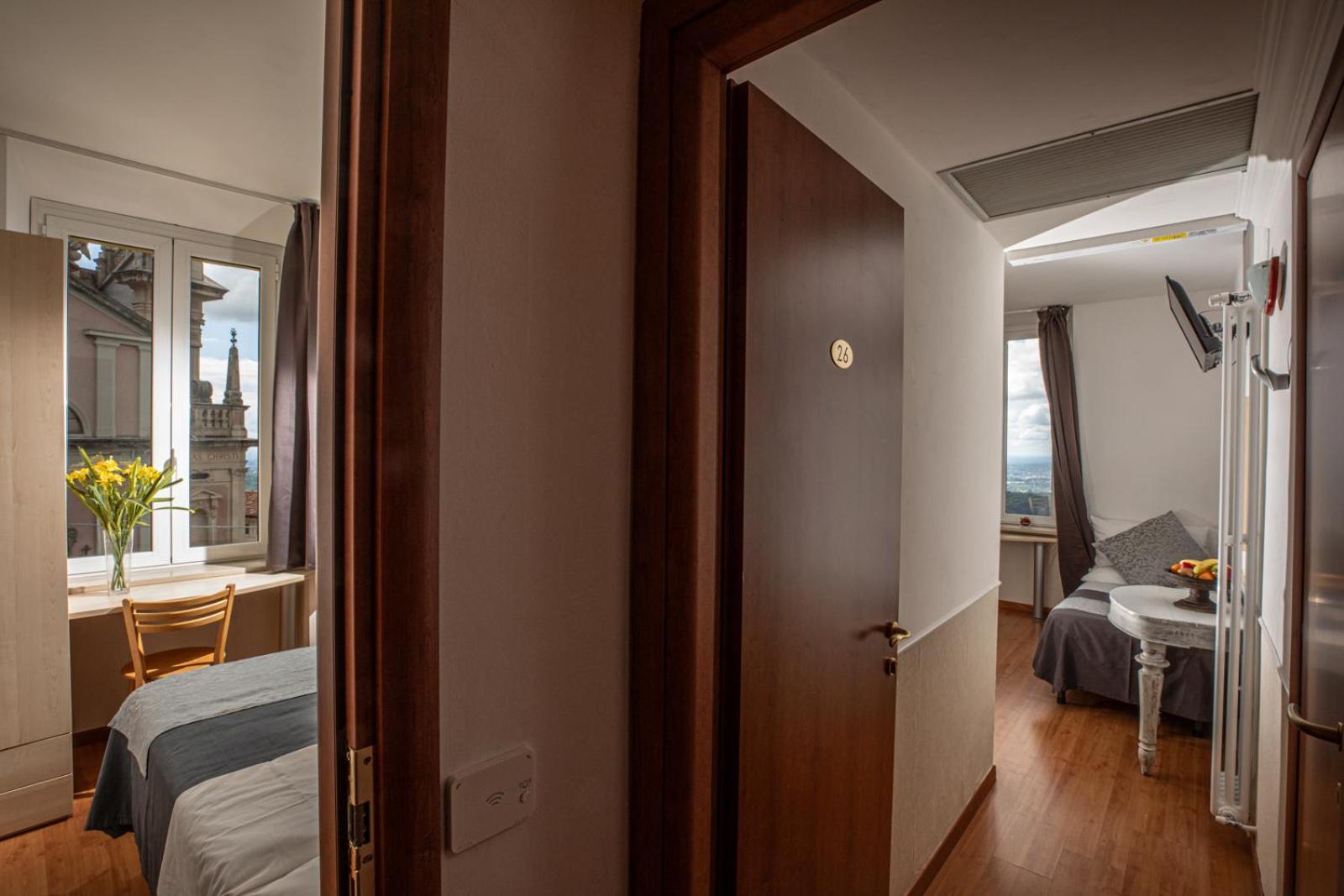 Hotel Vista Lago Brunate Luaran gambar