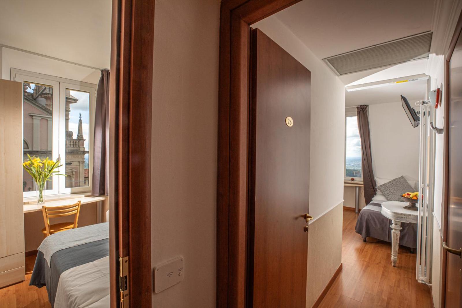 Hotel Vista Lago Brunate Luaran gambar