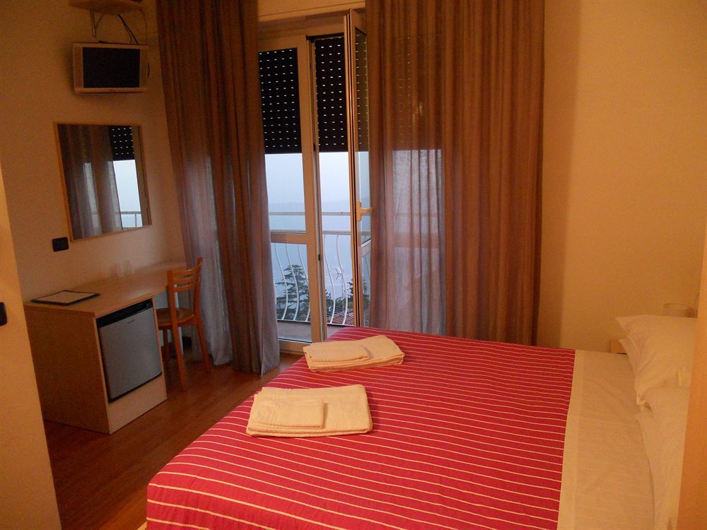 Hotel Vista Lago Brunate Luaran gambar